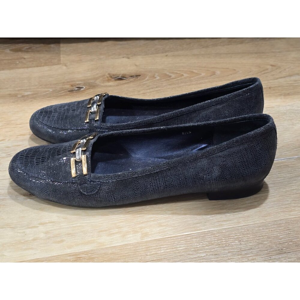 Vaneli Black Textured Leather Loafers Gold Chain Womens 8.5 Slim Classic